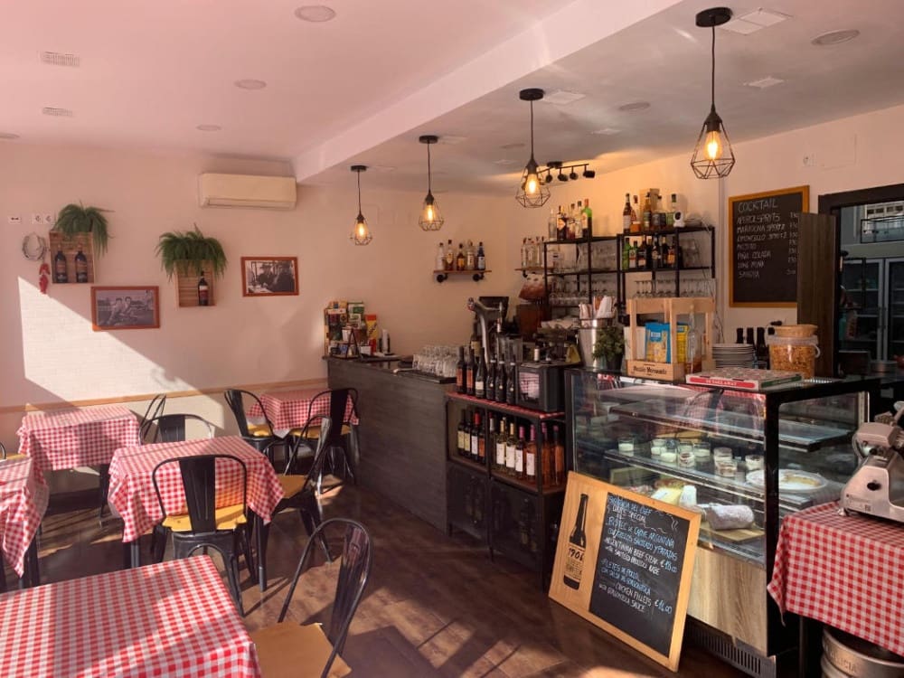 Restaurant/Bar for sale in Fuengirola - € 43,950 (Ref: 9866145)