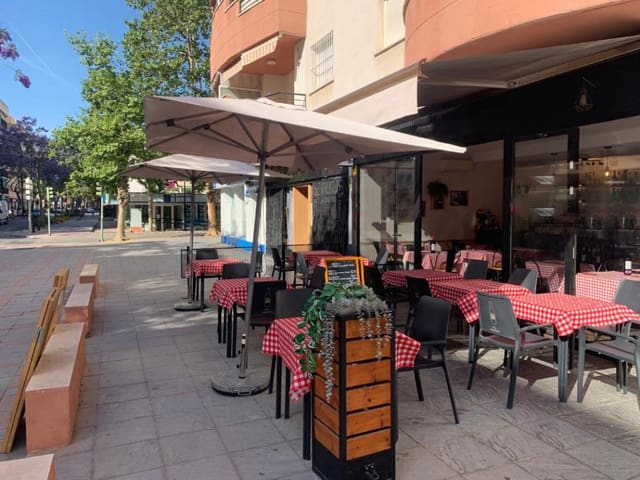 Bar/Restaurante en Fuengirola en venta - 43.950 € (Ref: 9866145)