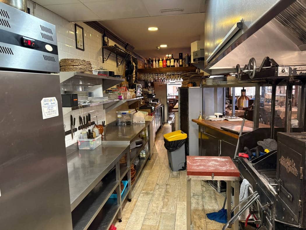 Restaurant/Bar til salg i Fuengirola - € 169.950 (Ref: 9888427)