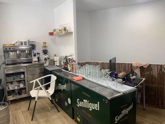 Restaurant/Bar til salg i Fuengirola - € 79.950 (Ref: 9888439)
