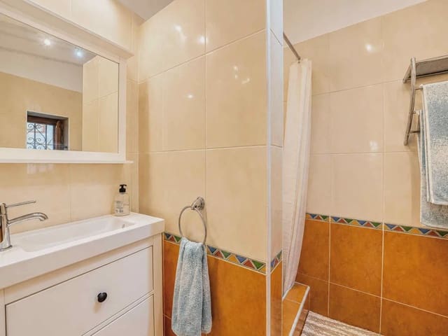 2 bedroom Finca/Country House for sale in Alhaurín el Grande with pool - € 695,000 (Ref: 9912236)