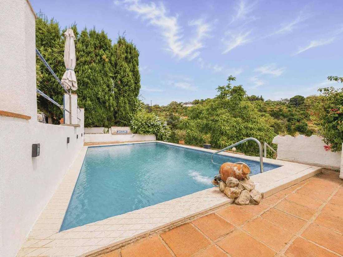2 bedroom Finca/Country House for sale in Alhaurin el Grande with pool - € 695,000 (Ref: 9912236)