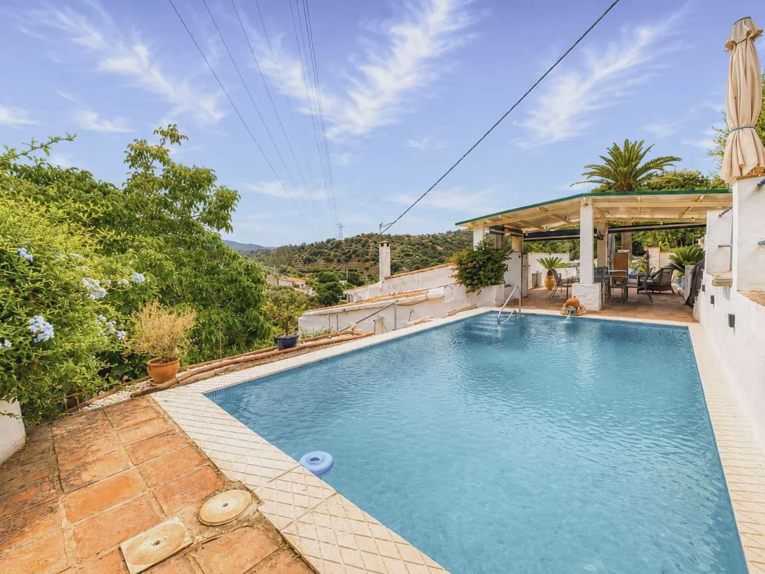 2 bedroom Finca/Country House for sale in Alhaurin el Grande with pool - € 695,000 (Ref: 9912236)
