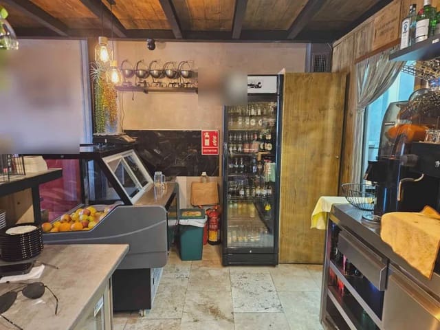 Restaurante/Bar para venda em Calahonda, Mijas - 120 000 € (Ref: 9914994)