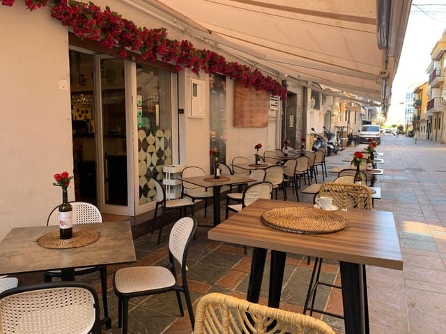 Restaurant/Bar til salgs i Fuengirola - € 139 950 (Ref: 9919076)