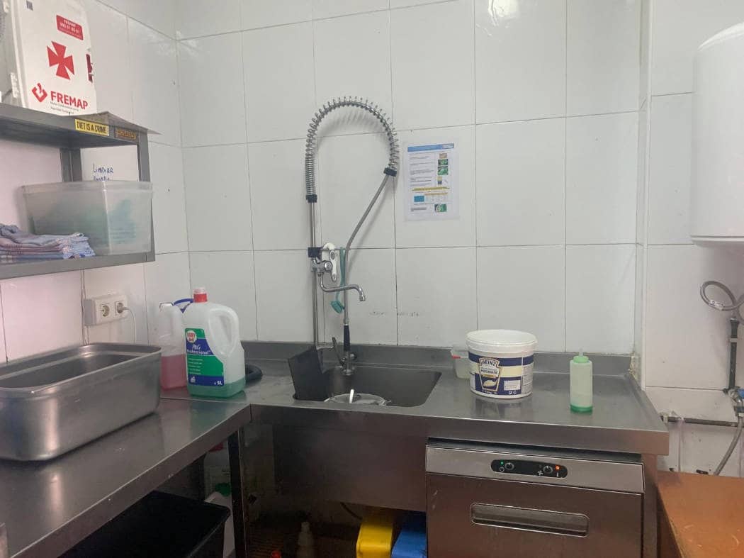 Restaurant/Bar til salgs i Benalmadena - € 84 950 (Ref: 9961772)