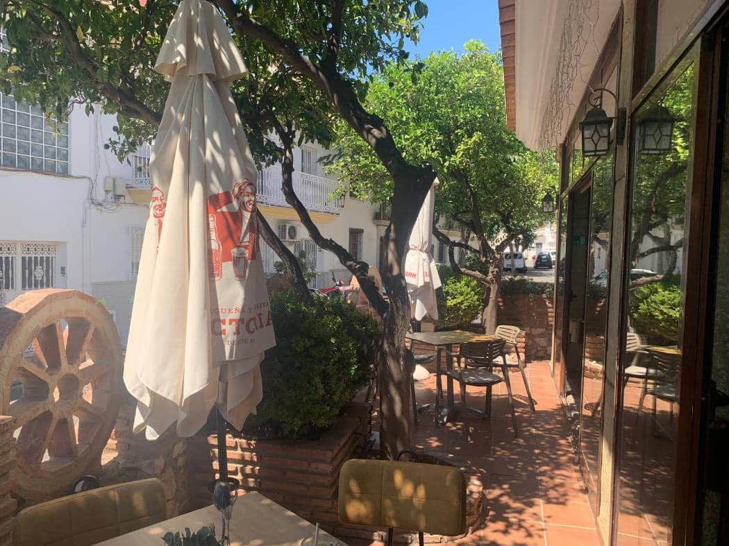 Restaurant/Bar til salgs i Benalmadena - € 84 950 (Ref: 9961772)