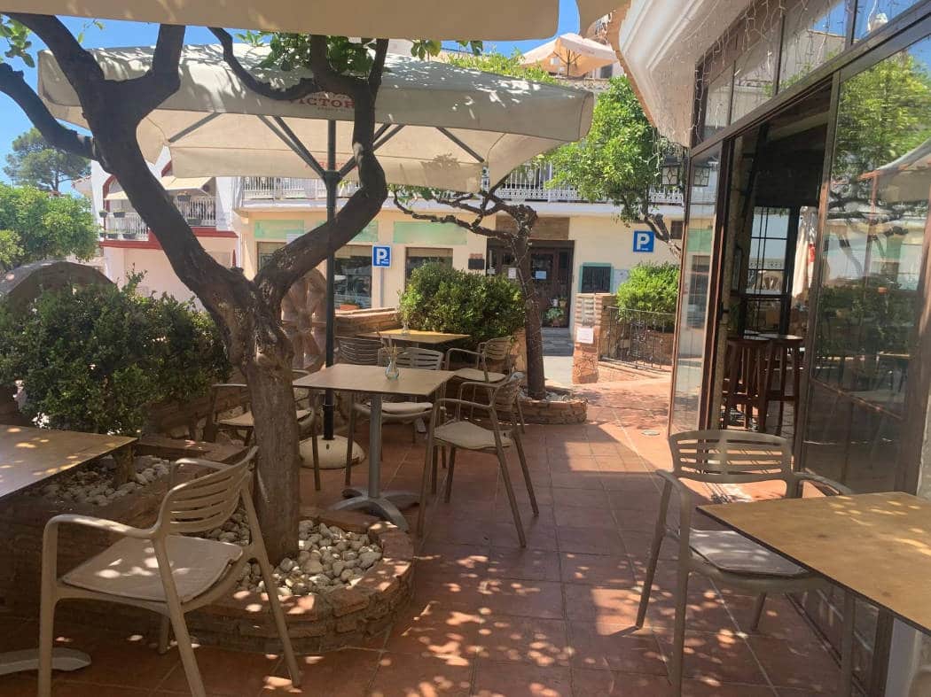Restaurant/Bar til salgs i Benalmadena - € 84 950 (Ref: 9961772)