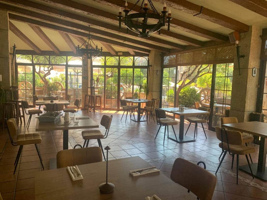 Restaurant/Bar til salgs i Benalmadena - € 84 950 (Ref: 9961772)