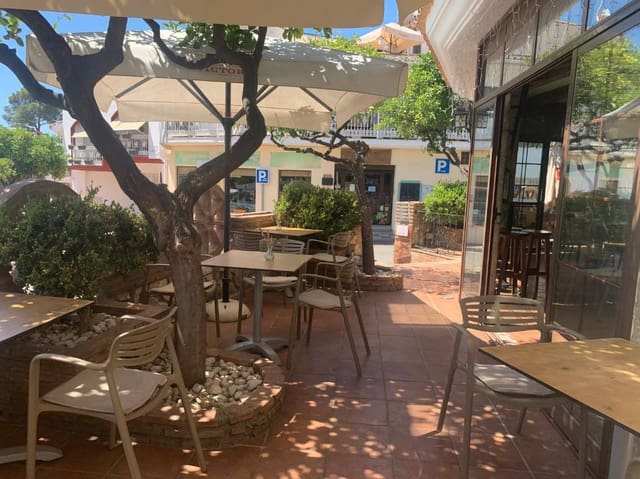 Restaurant/Bar til salgs i Benalmádena pueblo, Benalmádena - € 84 950 (Ref: 9961772)