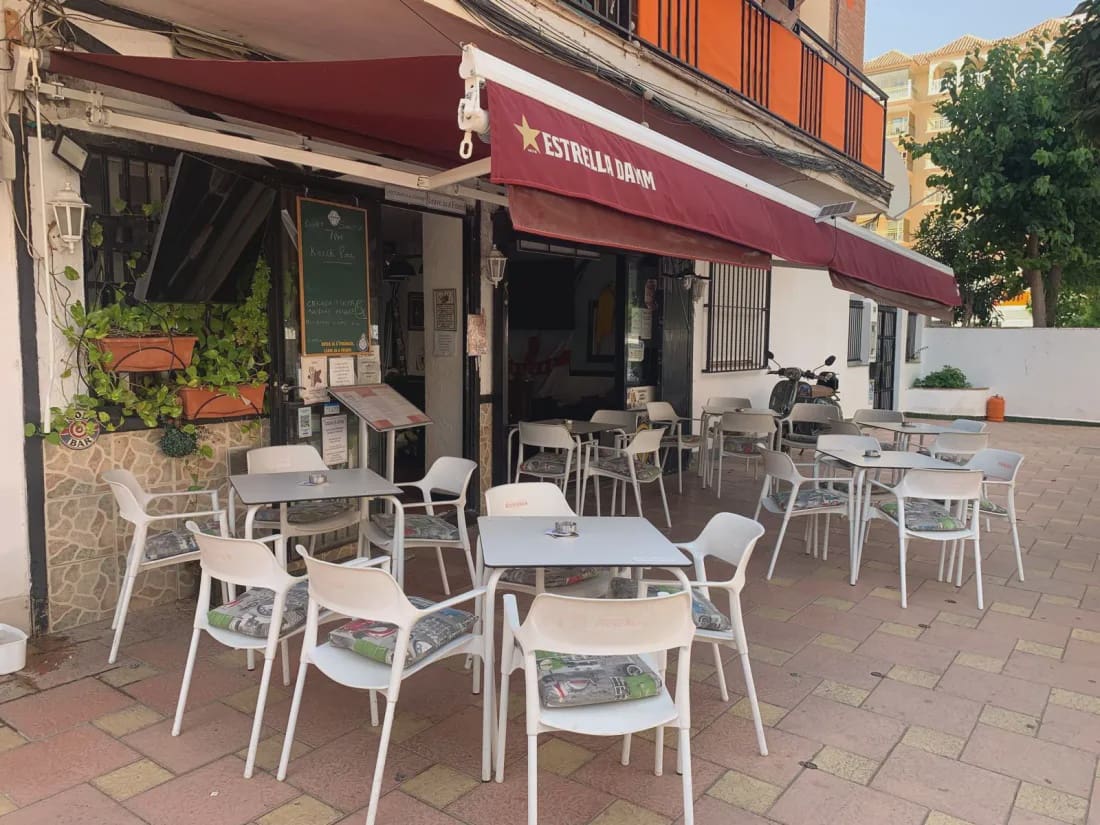 Ravintola/baari myytävänä paikassa Fuengirola - 14 950 € (Ref: 9989856)