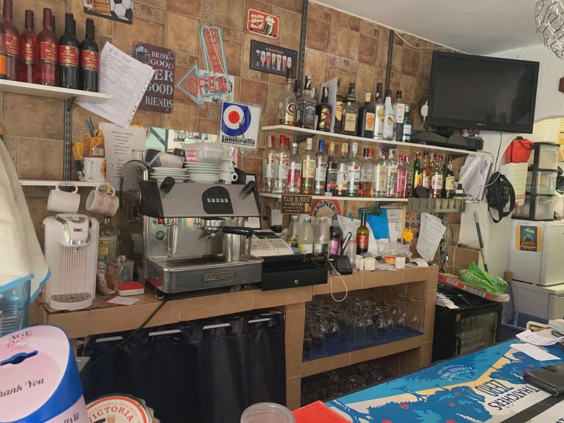 Ravintola/baari myytävänä paikassa Fuengirola - 14 950 € (Ref: 9989856)