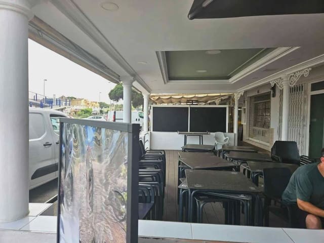 Restaurant/Bar for sale in Calahonda, Mijas - € 49,950 (Ref: 9991970)