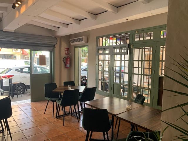 Restaurant/Bar til salg i Torremolinos - € 82.950 (Ref: 9999389)