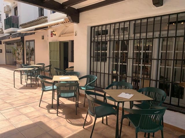 Restaurant/Bar til salg i Torremolinos - € 82.950 (Ref: 9999389)