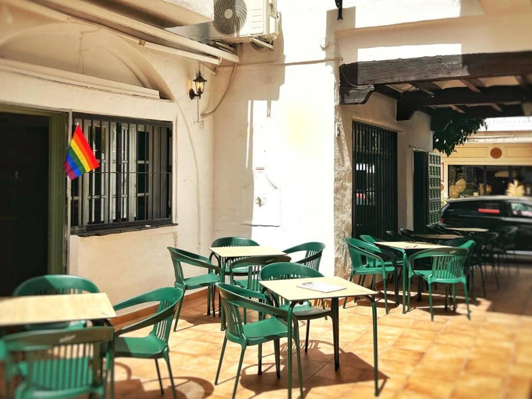 Ravintola/baari myytävänä paikassa Torremolinos - 79 950 € (Ref: 9999389)