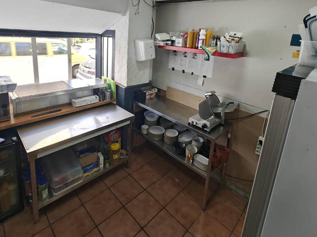Ravintola/baari myytävänä paikassa Torremolinos - 79 950 € (Ref: 9999389)