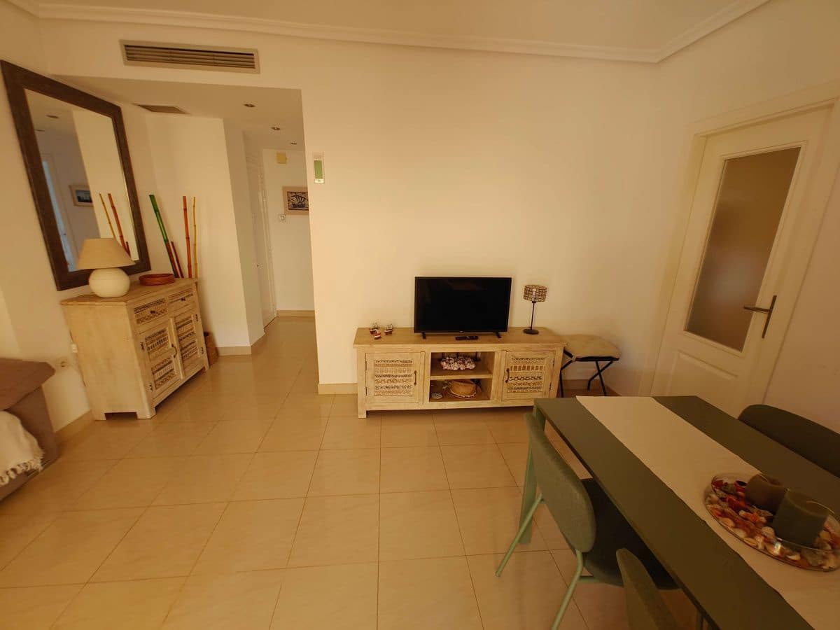 2 soverom Leilighet til leie i Denia med svømmebasseng garasje - € 695 (Ref: 10026167)