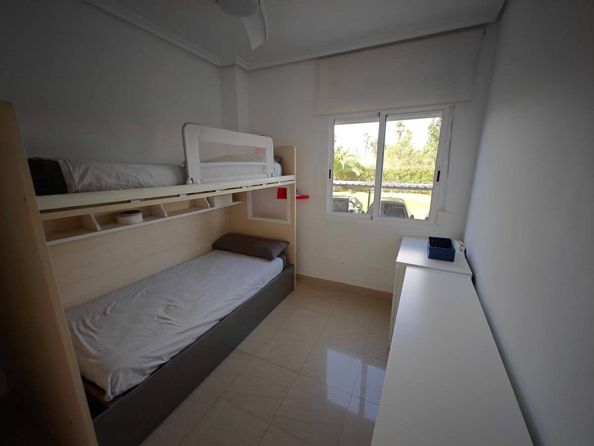 2 soverom Leilighet til leie i Denia med svømmebasseng garasje - € 695 (Ref: 10026167)
