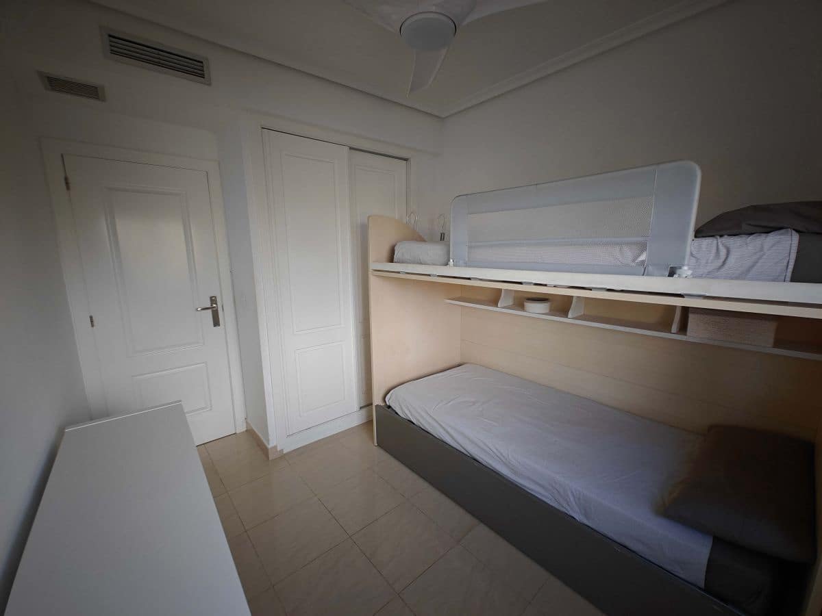 2 soverom Leilighet til leie i Denia med svømmebasseng garasje - € 695 (Ref: 10026167)