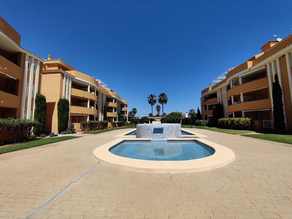 2 soverom Leilighet til leie i Denia med svømmebasseng garasje - € 695 (Ref: 10026167)