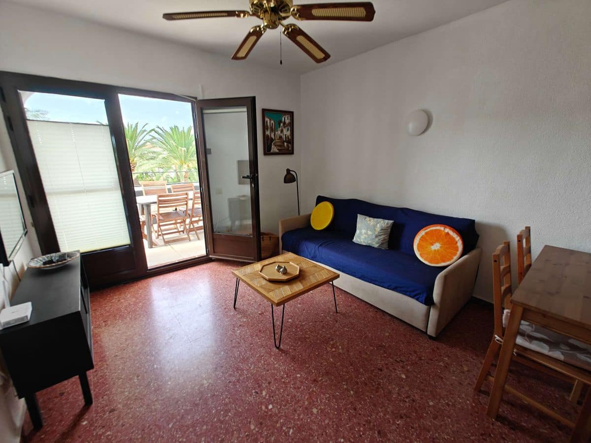 2 bedroom Apartment for rent in Denia with pool garage - € 725 (Ref: 10031316)