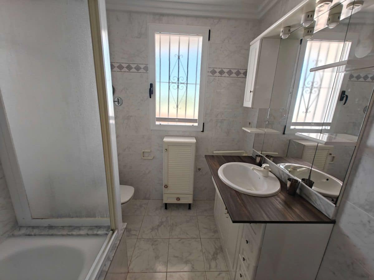 2 bedroom Apartment for rent in Denia with pool garage - € 725 (Ref: 10031316)