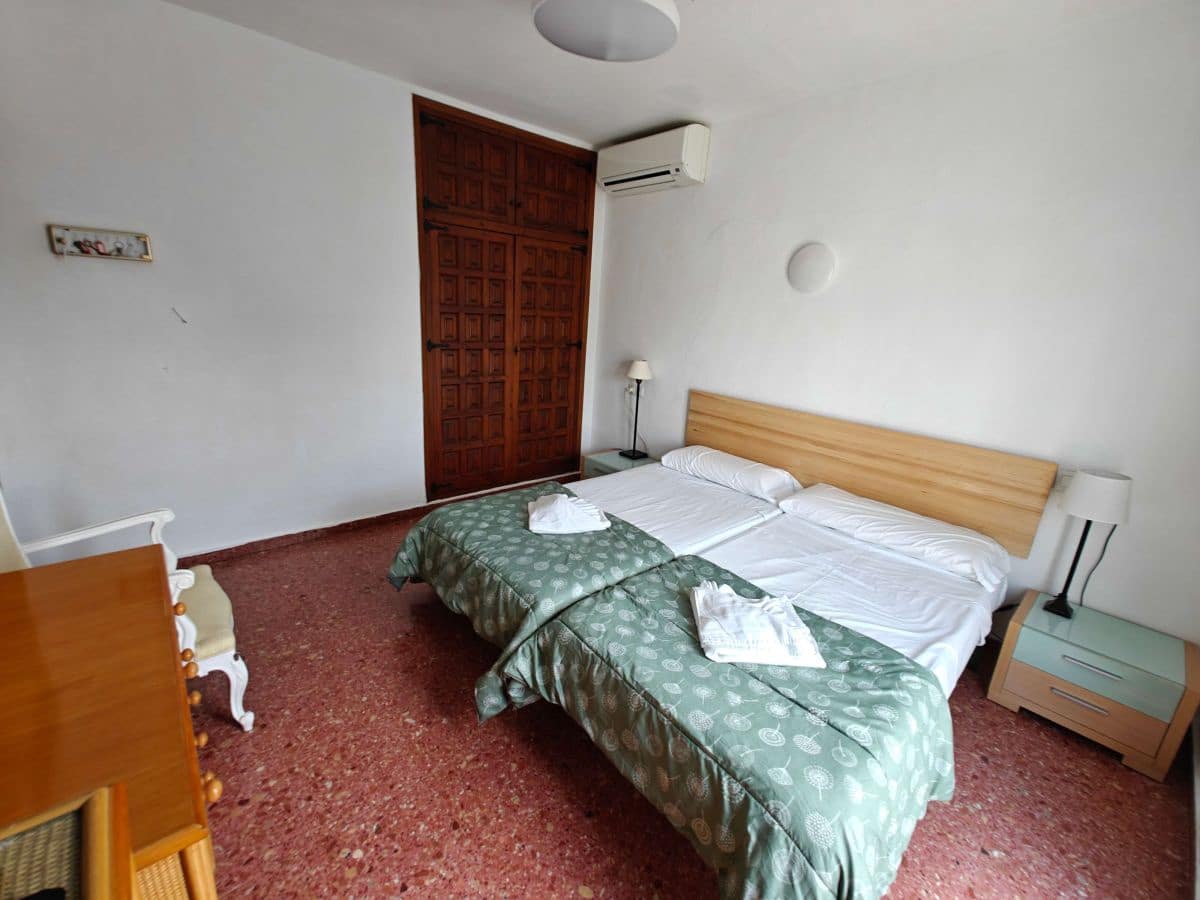 2 bedroom Apartment for rent in Denia with pool garage - € 725 (Ref: 10031316)