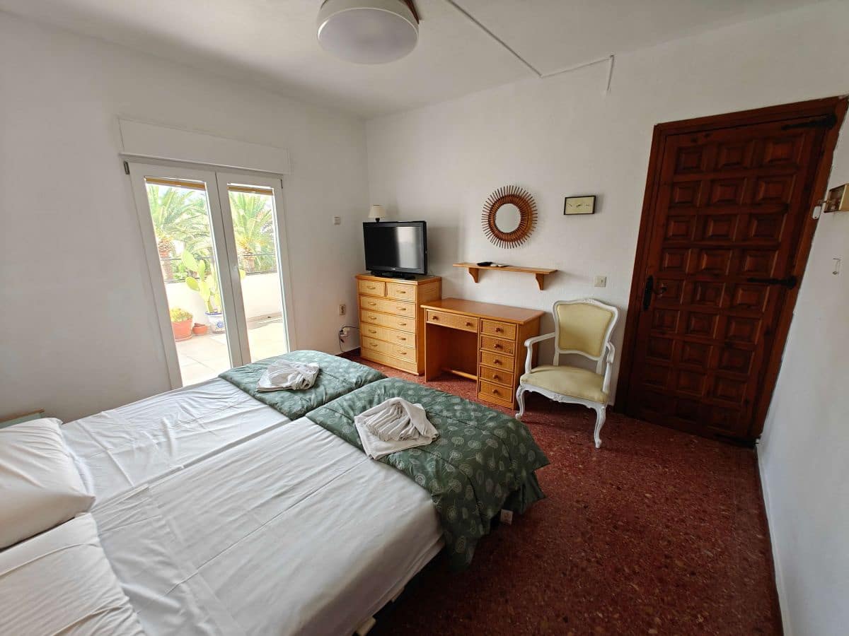 2 bedroom Apartment for rent in Denia with pool garage - € 725 (Ref: 10031316)