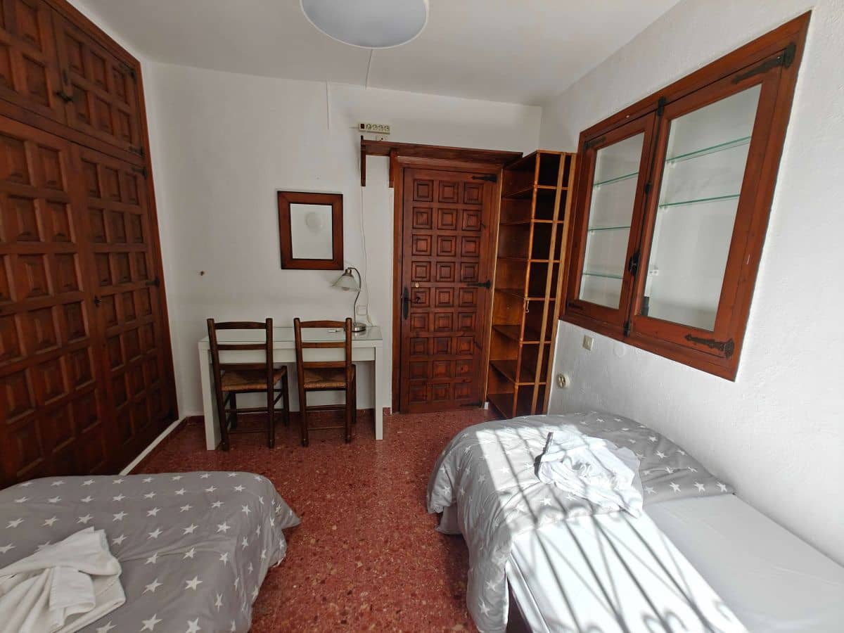 2 bedroom Apartment for rent in Denia with pool garage - € 725 (Ref: 10031316)