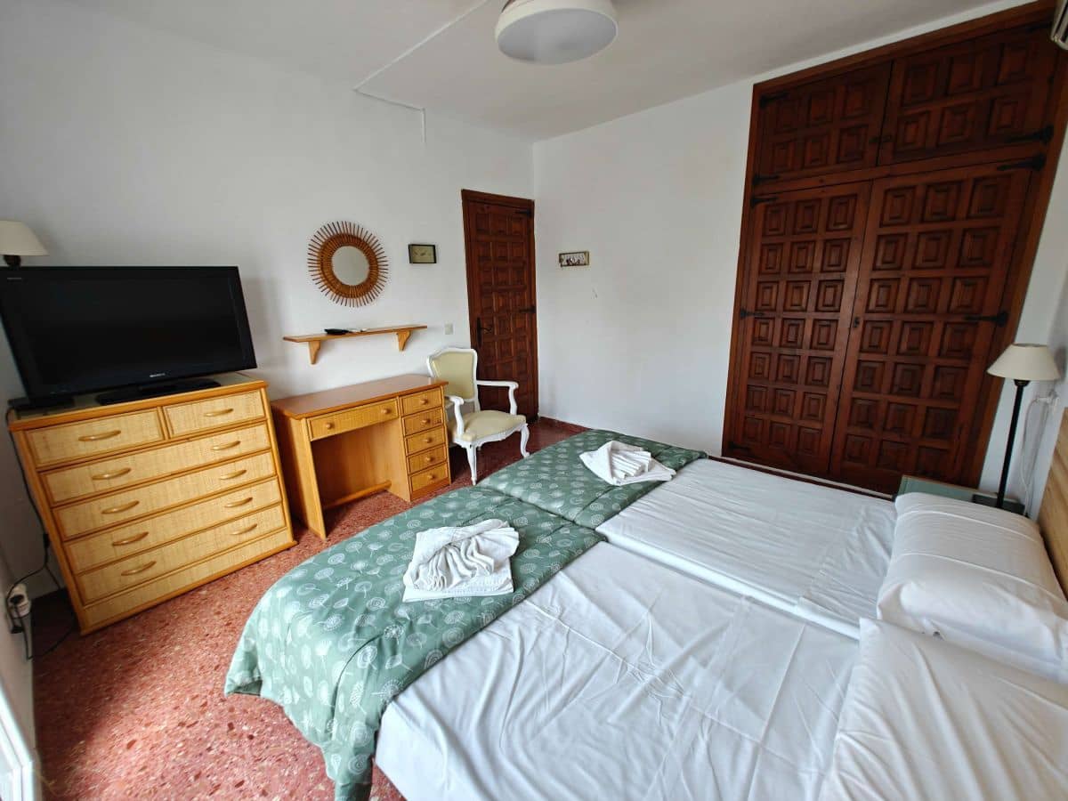 2 bedroom Apartment for rent in Denia with pool garage - € 725 (Ref: 10031316)