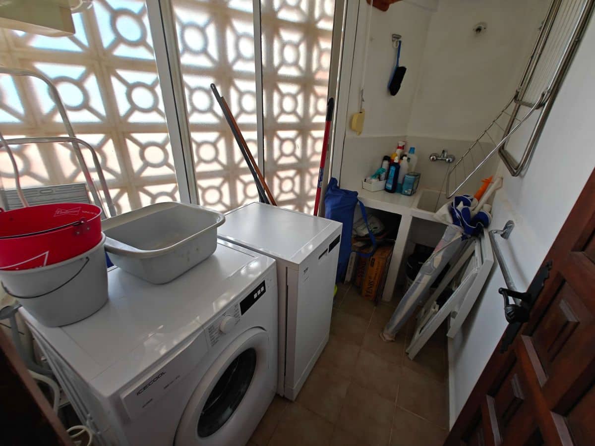 2 bedroom Apartment for rent in Denia with pool garage - € 725 (Ref: 10031316)