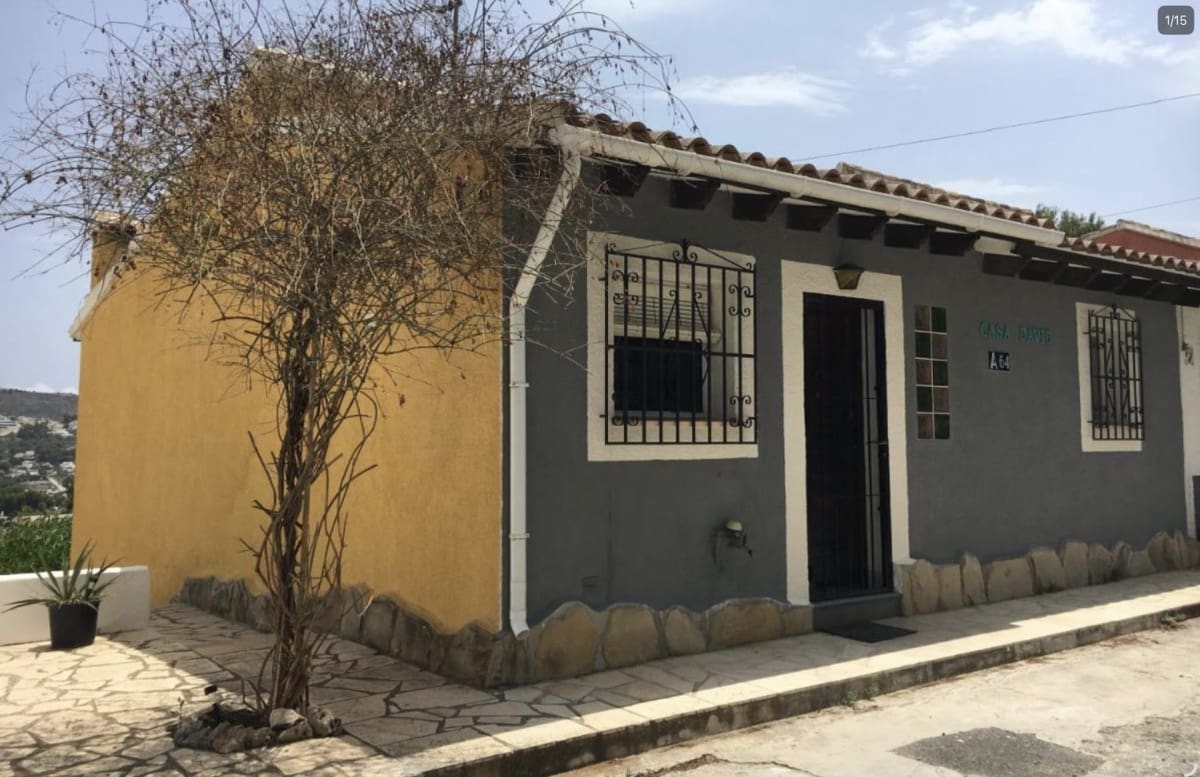 2 bedroom Townhouse for rent in Moraira with garage - € 900 (Ref: 10118506)