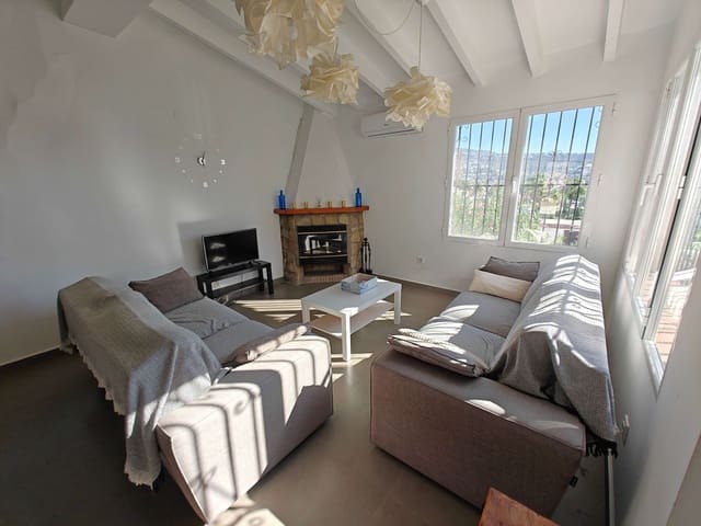 2 soveværelse Byhus til leje i Moraira, Teulada-Moraira med garage - € 900 (Ref: 10118506)