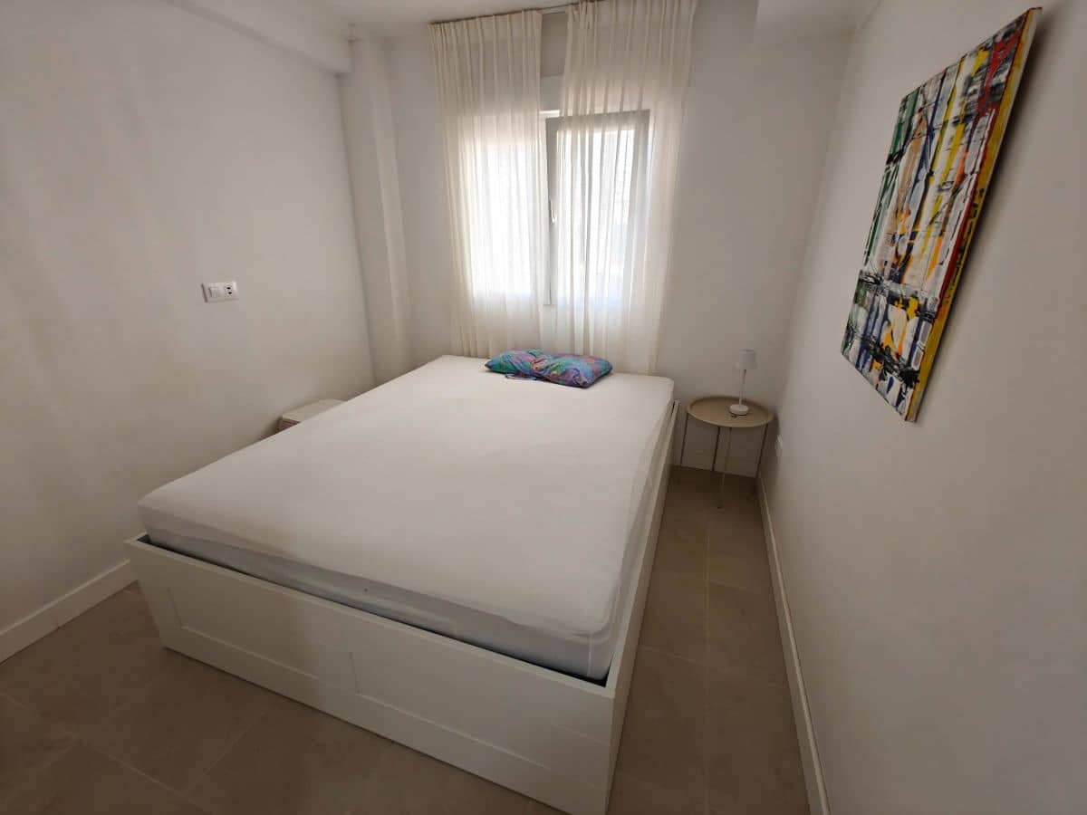 2 bedroom Apartment for rent in Denia with pool garage - € 750 (Ref: 10161780)