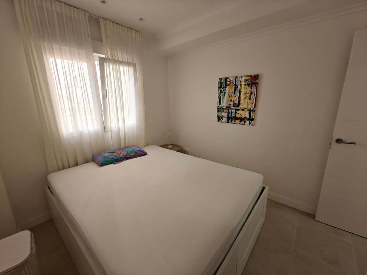 2 bedroom Apartment for rent in Denia with pool garage - € 750 (Ref: 10161780)