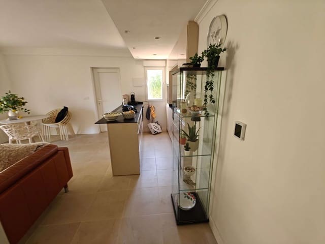 2 soveværelse Lejlighed til leje i Dénia med swimmingpool garage - € 750 (Ref: 10161780)