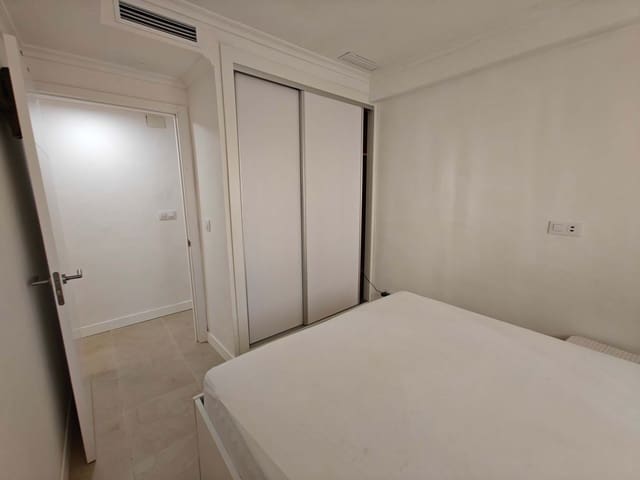 2 soveværelse Lejlighed til leje i Dénia med swimmingpool garage - € 750 (Ref: 10161780)
