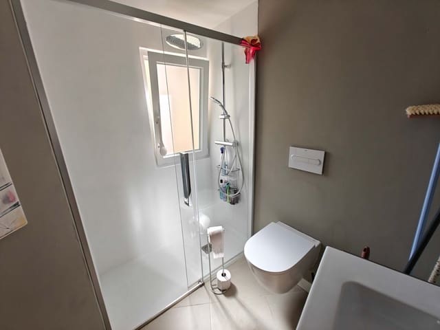2 soveværelse Lejlighed til leje i Dénia med swimmingpool garage - € 750 (Ref: 10161780)