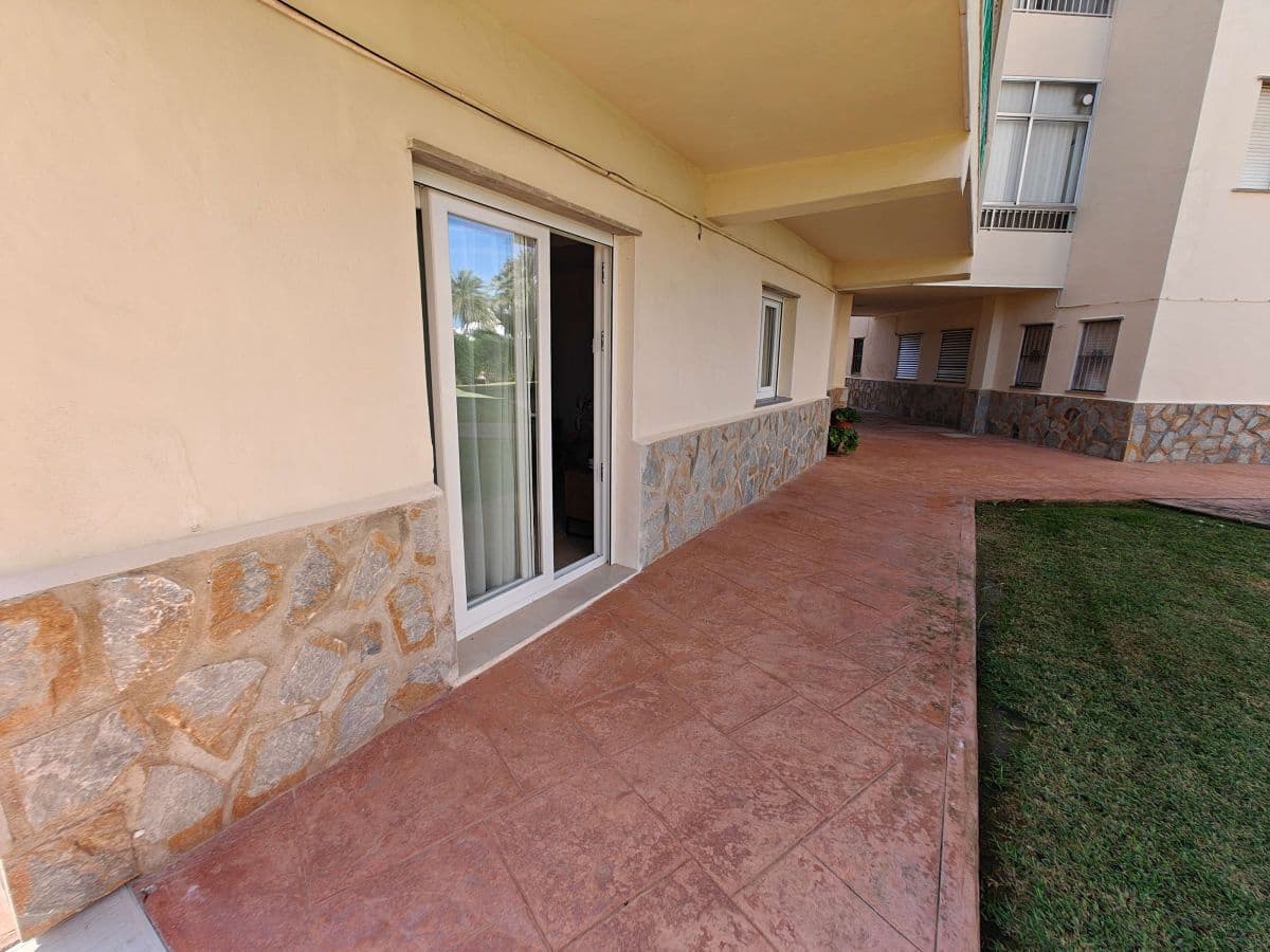 2 bedroom Apartment for rent in Denia with pool garage - € 750 (Ref: 10161780)