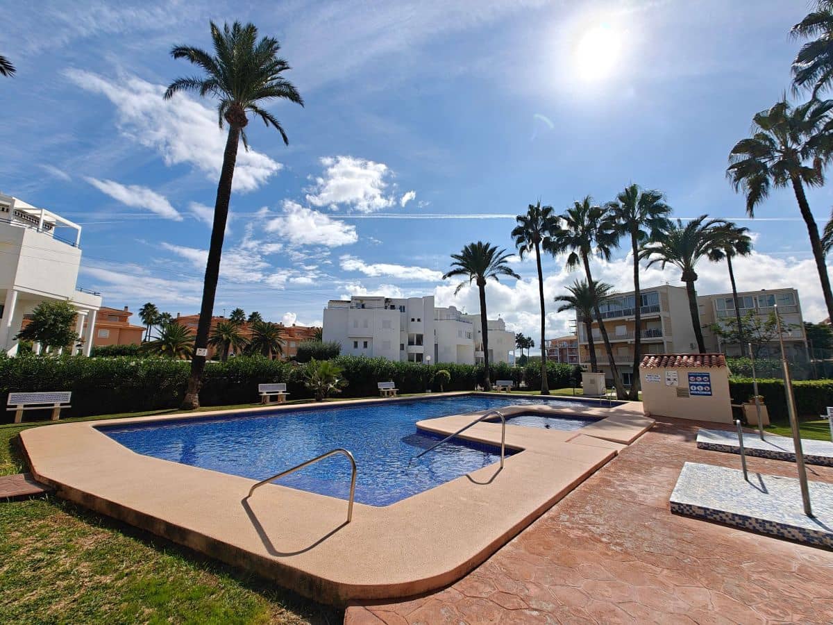 2 bedroom Apartment for rent in Denia with pool garage - € 750 (Ref: 10161780)