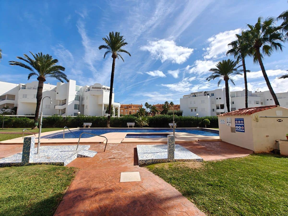 2 bedroom Apartment for rent in Denia with pool garage - € 750 (Ref: 10161780)