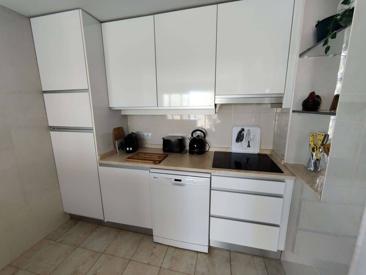 2 sovrum Lägenhet att hyra i Denia med garage - 735 € (Ref: 3664228)