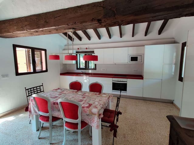 4 bedroom Villa for rent in Dénia with pool - € 1,650 (Ref: 3664754)