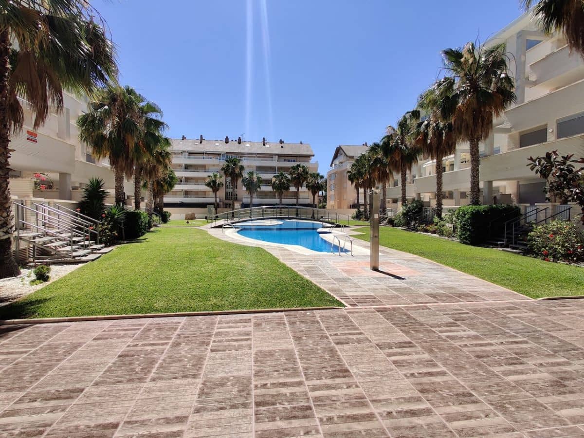 3 soverom Leilighet til leie i Denia med svømmebasseng garasje - € 900 (Ref: 3664756)