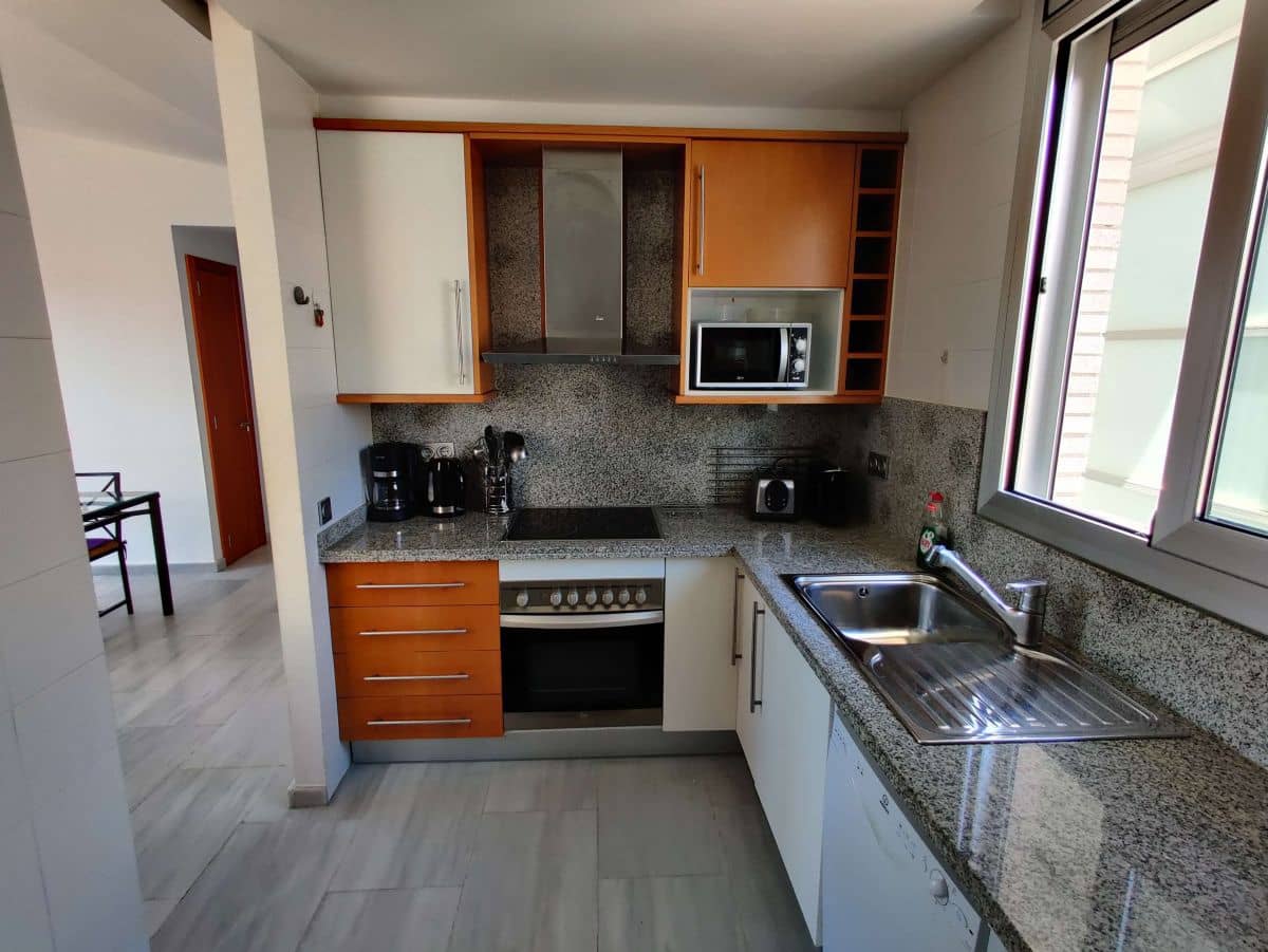 3 soverom Leilighet til leie i Denia med svømmebasseng garasje - € 900 (Ref: 3664756)