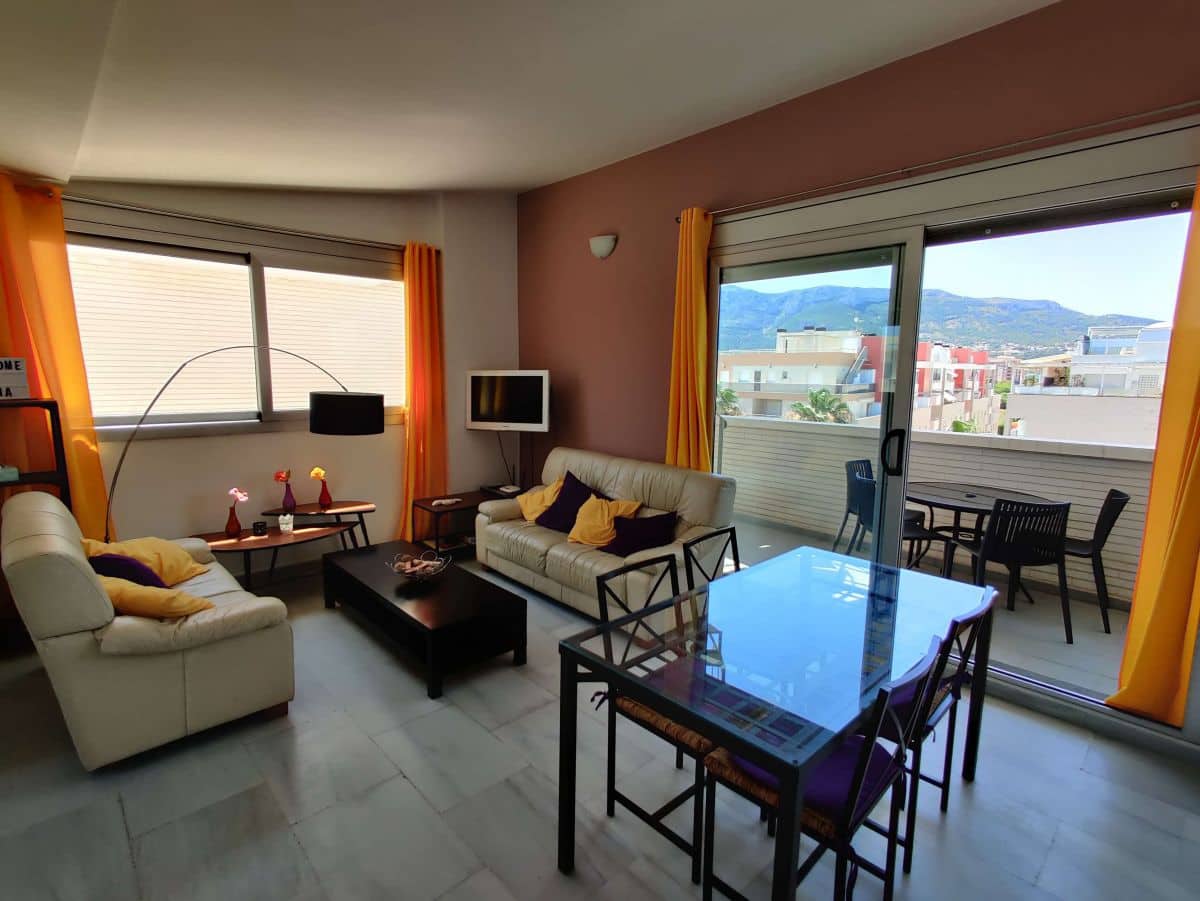 3 soverom Leilighet til leie i Denia med svømmebasseng garasje - € 900 (Ref: 3664756)