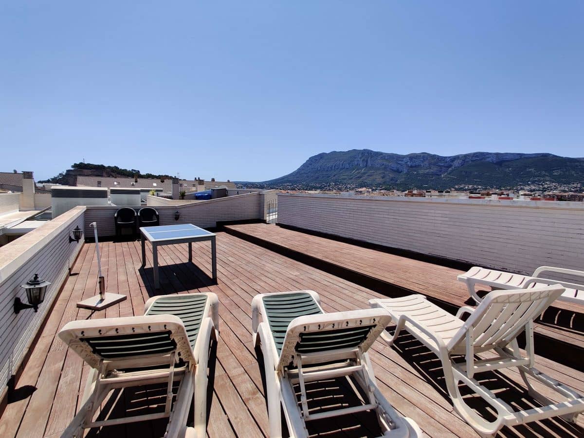 3 soverom Leilighet til leie i Denia med svømmebasseng garasje - € 900 (Ref: 3664756)