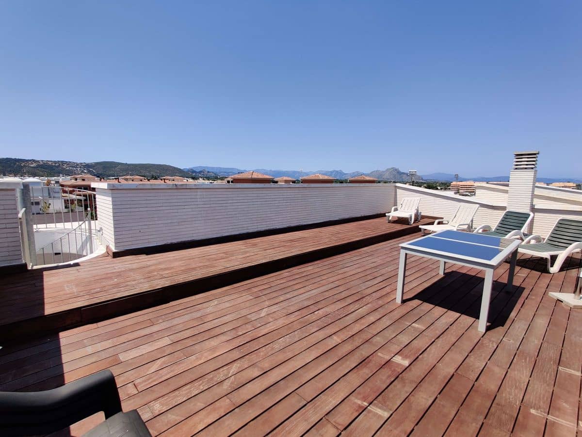 3 soverom Leilighet til leie i Denia med svømmebasseng garasje - € 900 (Ref: 3664756)