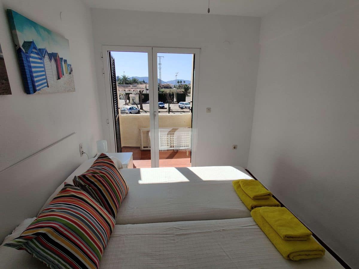 3 bedroom Apartment for rent in Denia with pool garage - € 650 (Ref: 4059488)